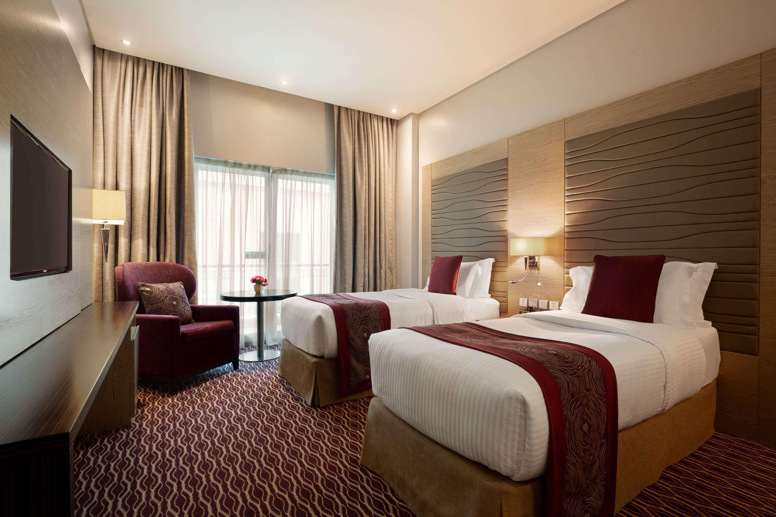 รามาดา บาย วินด์แฮม มานามา ซิตี้เซ็นเตอร์ Hotel ภายนอก รูปภาพ