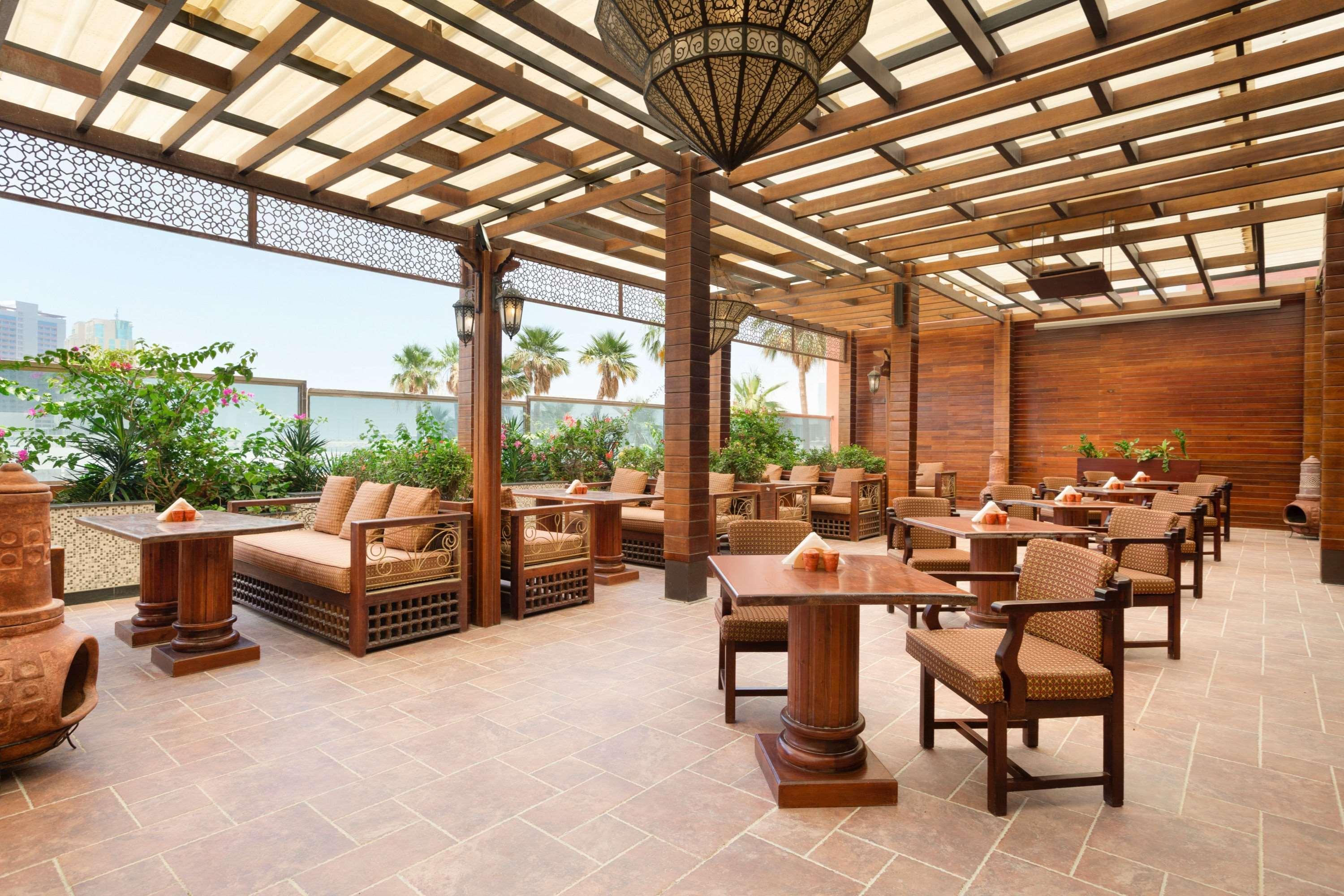 รามาดา บาย วินด์แฮม มานามา ซิตี้เซ็นเตอร์ Hotel ภายนอก รูปภาพ