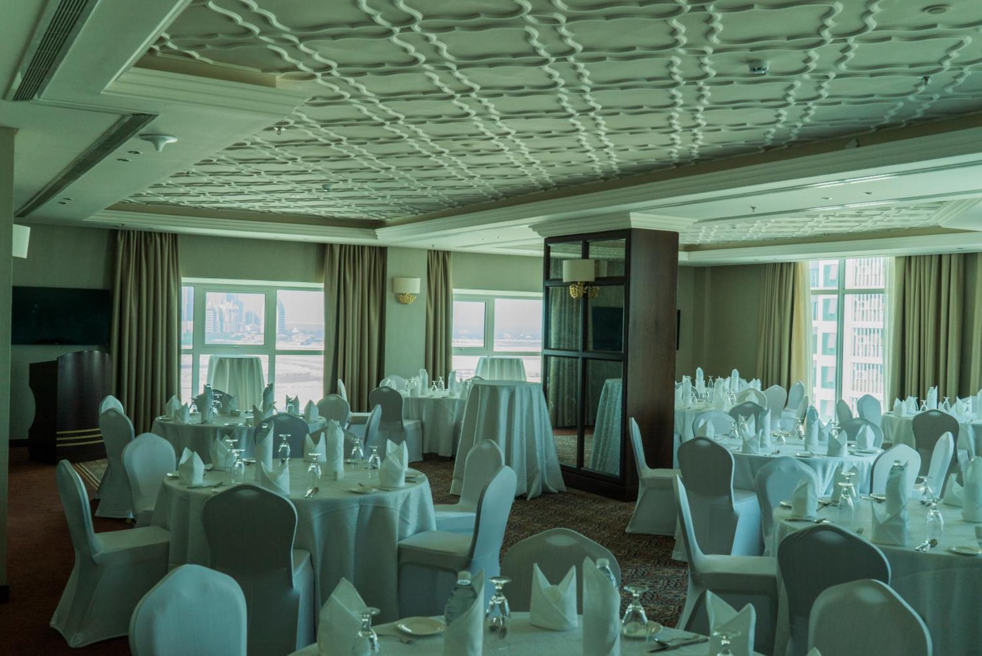 รามาดา บาย วินด์แฮม มานามา ซิตี้เซ็นเตอร์ Hotel ภายนอก รูปภาพ