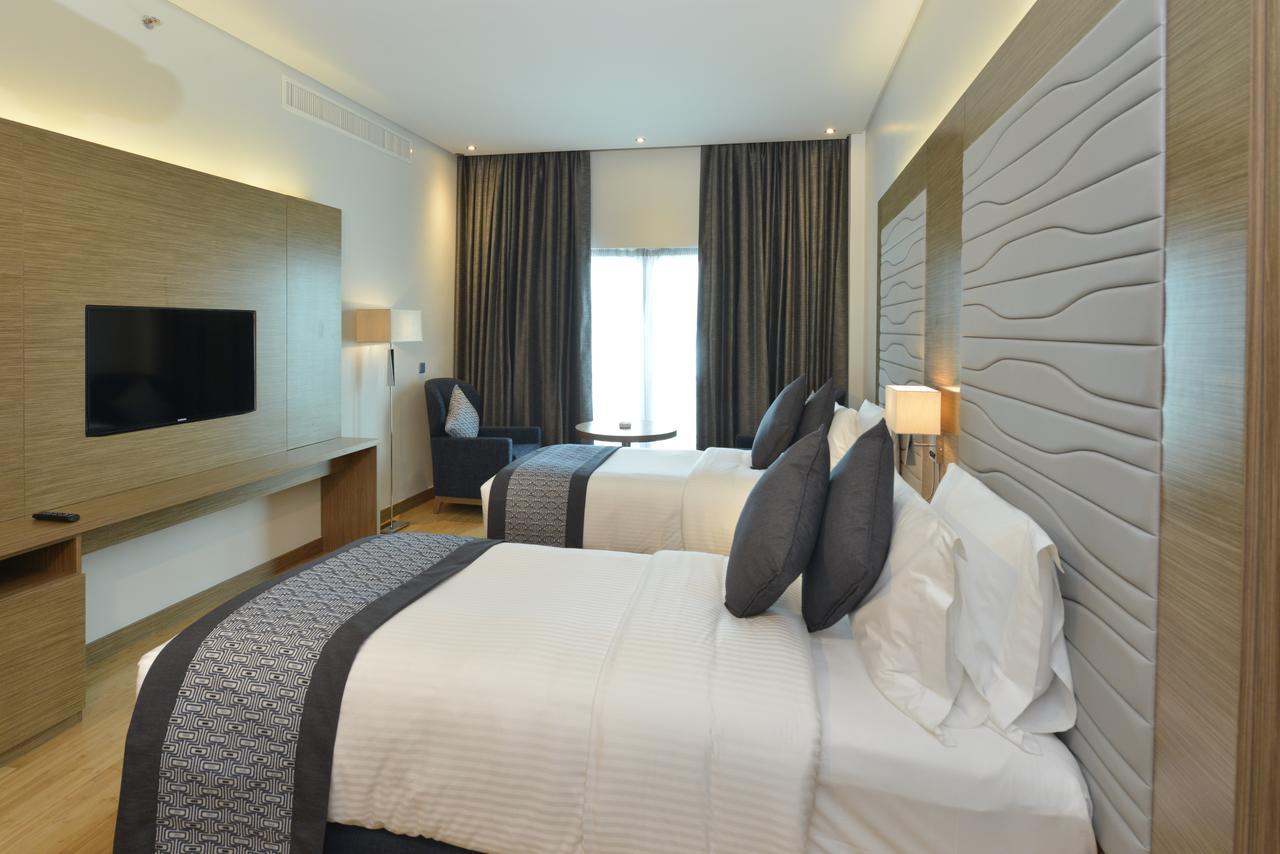 รามาดา บาย วินด์แฮม มานามา ซิตี้เซ็นเตอร์ Hotel ภายนอก รูปภาพ