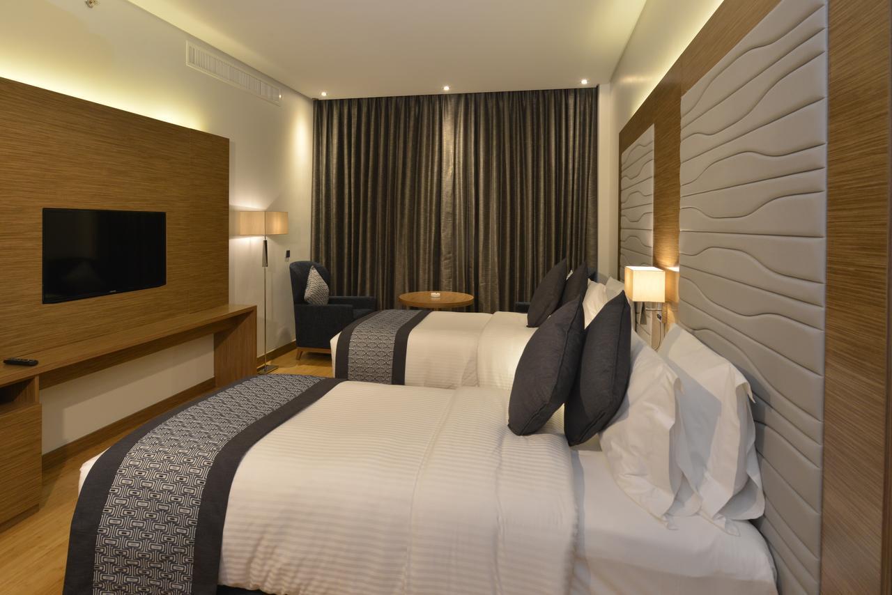 รามาดา บาย วินด์แฮม มานามา ซิตี้เซ็นเตอร์ Hotel ภายนอก รูปภาพ