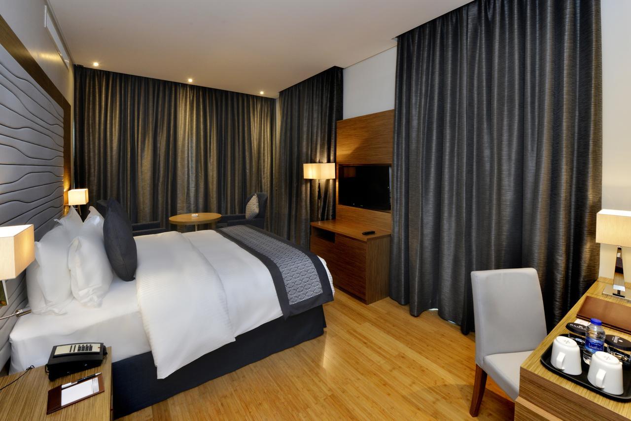 รามาดา บาย วินด์แฮม มานามา ซิตี้เซ็นเตอร์ Hotel ภายนอก รูปภาพ